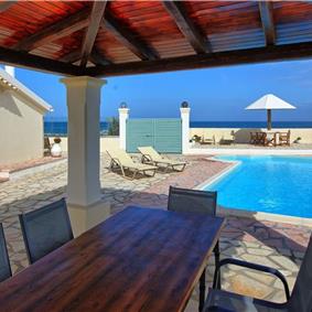 3 bedroom seaside villa with pool, Acharavi, sleeps 6